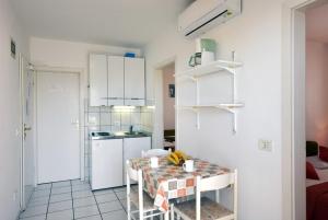 Apartment in Porec with balcony, WiFi 819-4