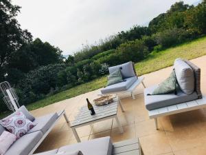 Villas Villa 180 m2 vue Mer Piscine Climatisee Grand jardin 5000 m2 cloture Calme : photos des chambres