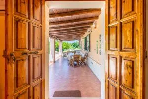 Margaret house 100 meters from the sandy beach, parking & wifi - Calabernardo