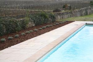 Maisons de vacances La Maison Mazeray, Gite de Charme, Piscine Chauffee, Meursault : photos des chambres