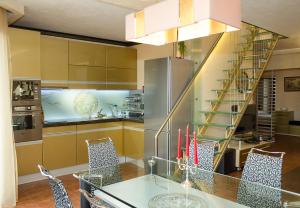 Under the Stars - Lux Penthouse with POOL and Terrace by Flat Mаnager