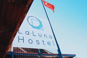 La Luna Hostel