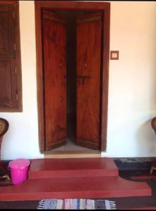 Ambadis villa -Lake view resort