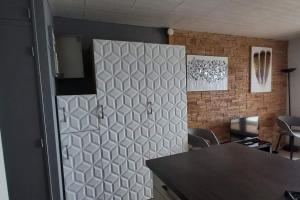 T2 1ère ligne loggia vue mer 180 ° parking