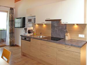 Apartment Alpenherz-3 by Interhome