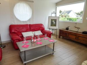 Maisons de vacances Holiday Home Sables Blancs by Interhome : photos des chambres