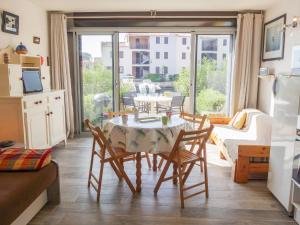 Appartements Apartment Marina 2-2 by Interhome : photos des chambres