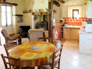 Maisons de vacances Holiday Home La Bergerie - LBQ400 by Interhome : photos des chambres