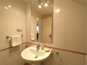 Apartment Tamarindo-1 by Interhome