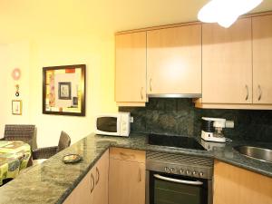 Apartment Sidney by Interhome