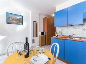 Apartment Stefano - RAC183 by Interhome