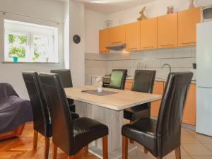 Apartment Mila-2 by Interhome