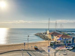 Apartment Le Capitole-2 by Interhome