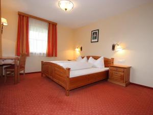 Apartment Hofresidenz-2 by Interhome