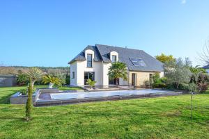 Maisons de vacances LE HAMEAU DE BIZOLE - Magnifique Maison contemporaine avec piscine chauffee : photos des chambres