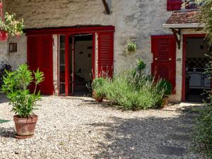 Maisons de vacances Holiday Home Chez Milou by Interhome : photos des chambres