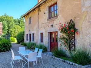 Maisons de vacances Holiday Home La Maison du Chateau by Interhome : photos des chambres