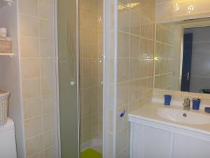 Apartment Le Madrilène by Interhome