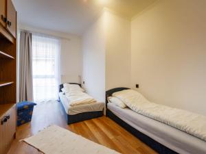 Holiday Home Zsuzsi by Interhome