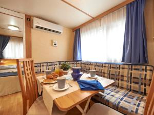 Holiday Home Deluxe by Interhome