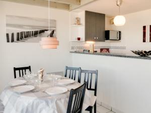 Apartment Grand Pavois-2 by Interhome