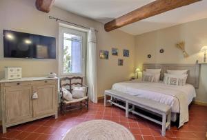 B&B / Chambres d'hotes LE MAS COTHY en Provence : photos des chambres