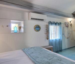 B&B / Chambres d'hotes LE MAS COTHY en Provence : photos des chambres