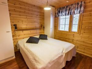 Holiday Home Kultapiisku 2 by Interhome