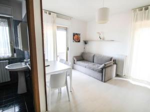 Apartment Cala Luna-1 by Interhome
