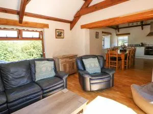 Stable Cottage - Llanglydwen