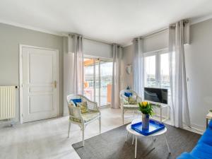 Appartements Apartment Residence Les Cariatides by Interhome : photos des chambres