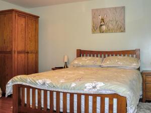 Holiday Home Glenn Cottage by Interhome