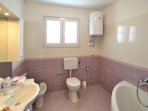 Apartment Dević by Interhome