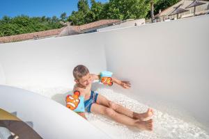 Flower Camping Au Bois des Biches