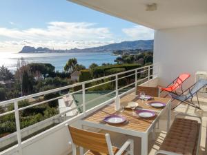 Apartment Les Hauts de Fonsainte by Interhome