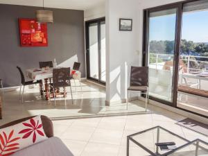 Apartment Les Hauts de Fonsainte by Interhome