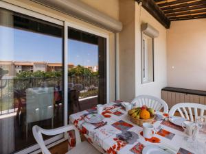 Apartment Les Maldives-3 by Interhome