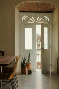 FIXIE LOFTS - Colonial Villa Suites with Pool