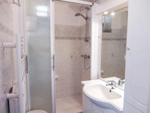 Apartment Port des Sables by Interhome