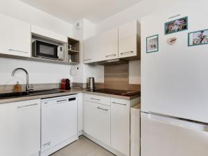 Apartment Balnéa-2 by Interhome