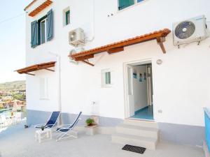 Apartment Blue Paradise - Sea View Apartment by Interhome