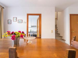 Holiday Home Desiree by Interhome