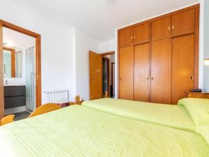 Holiday Home Desiree by Interhome