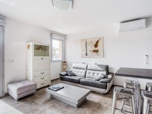 Appartements Apartment Le Jardin du Loderi-1 by Interhome : photos des chambres