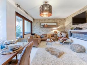 Appartements Apartment Fleurs des Alpes-2 by Interhome : photos des chambres