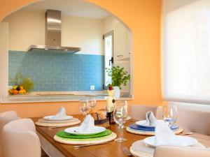 Apartment Frentemar 01 by Interhome