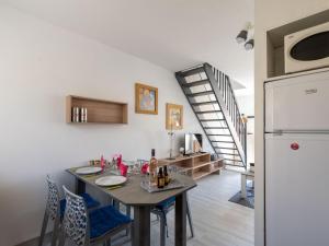 Holiday Home Les Maisons de la Plage-12 by Interhome