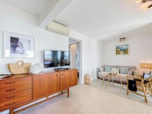 Appartements Apartment Le Palazzo del Mar-11 by Interhome : photos des chambres