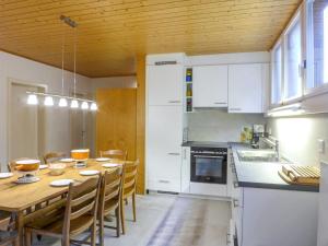 Apartment Helene Apt Diana by Interhome