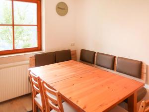 Apartment Appart Vroni by Interhome